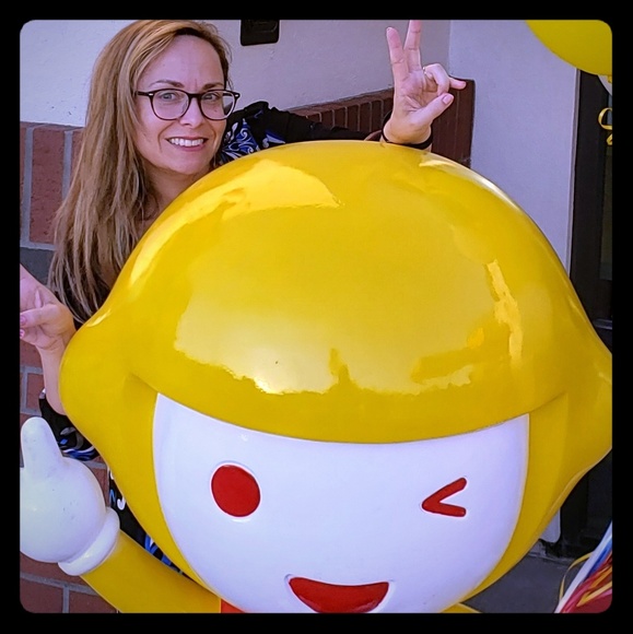 Meet your Posher, Jes - Picture 2 of 4